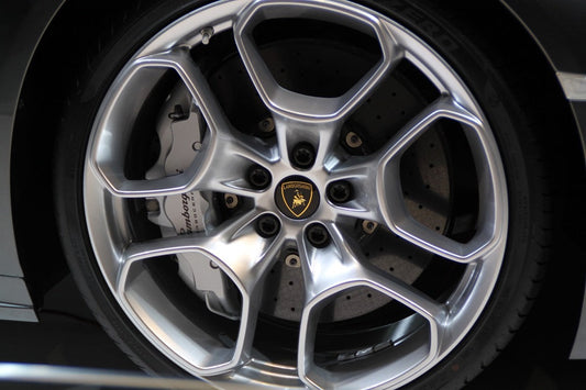 How to remove wheel hub